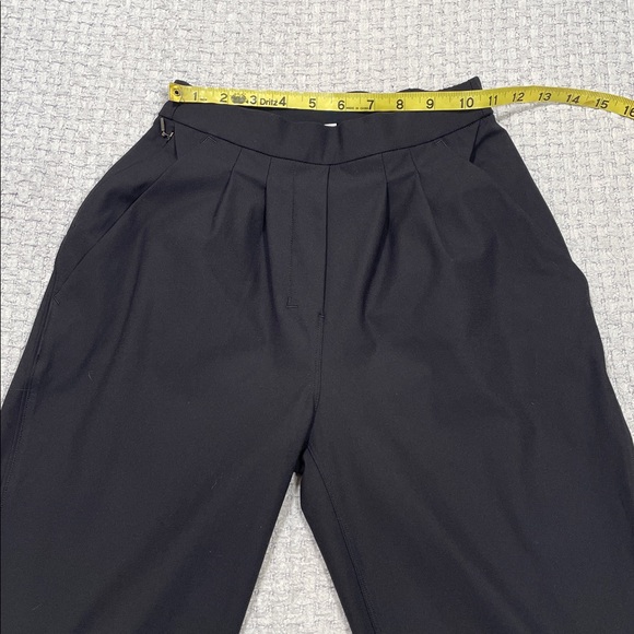 Lululemon Essential High-Rise Trouser Pants Pleat Tapered Leg Women’s 2 Black - Picture 8 of 11